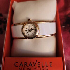 Beautiful, new Women's watch